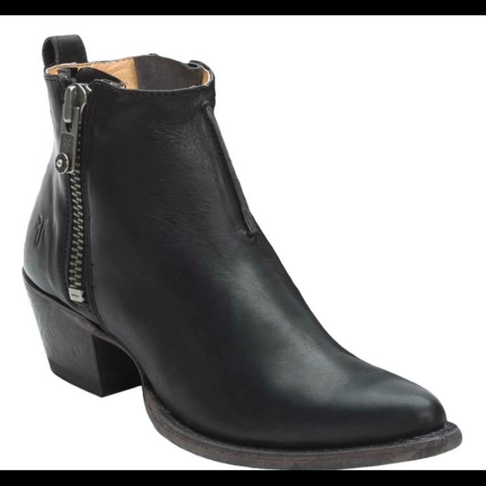 Frye Sacha Moto Shortie Boots